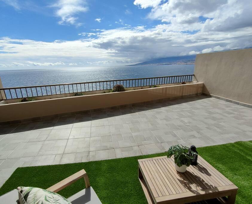 Ocean View With Terrace Apartment Radazul